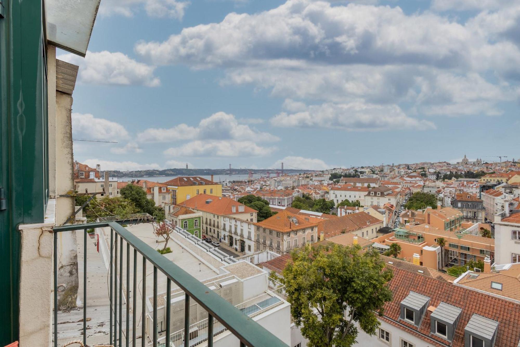 Beguest Bairro Alto City View Apartment Lisboa Dış mekan fotoğraf
